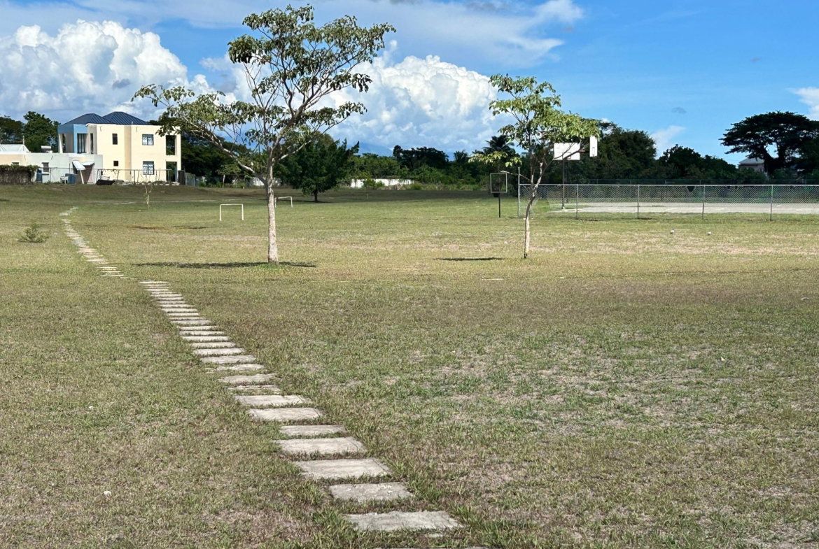 Twenty-Second image of 461 Branch Avenue in Spanish Town, St. Catherine, Jamaica - property is For Sale