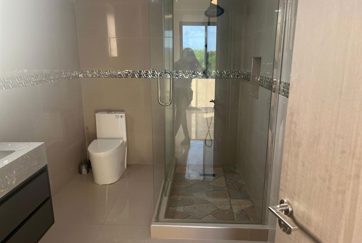 Tenth image of 15-6 Wellington Drive in Kingston 6, St. Andrew, Jamaica - property is For Sale