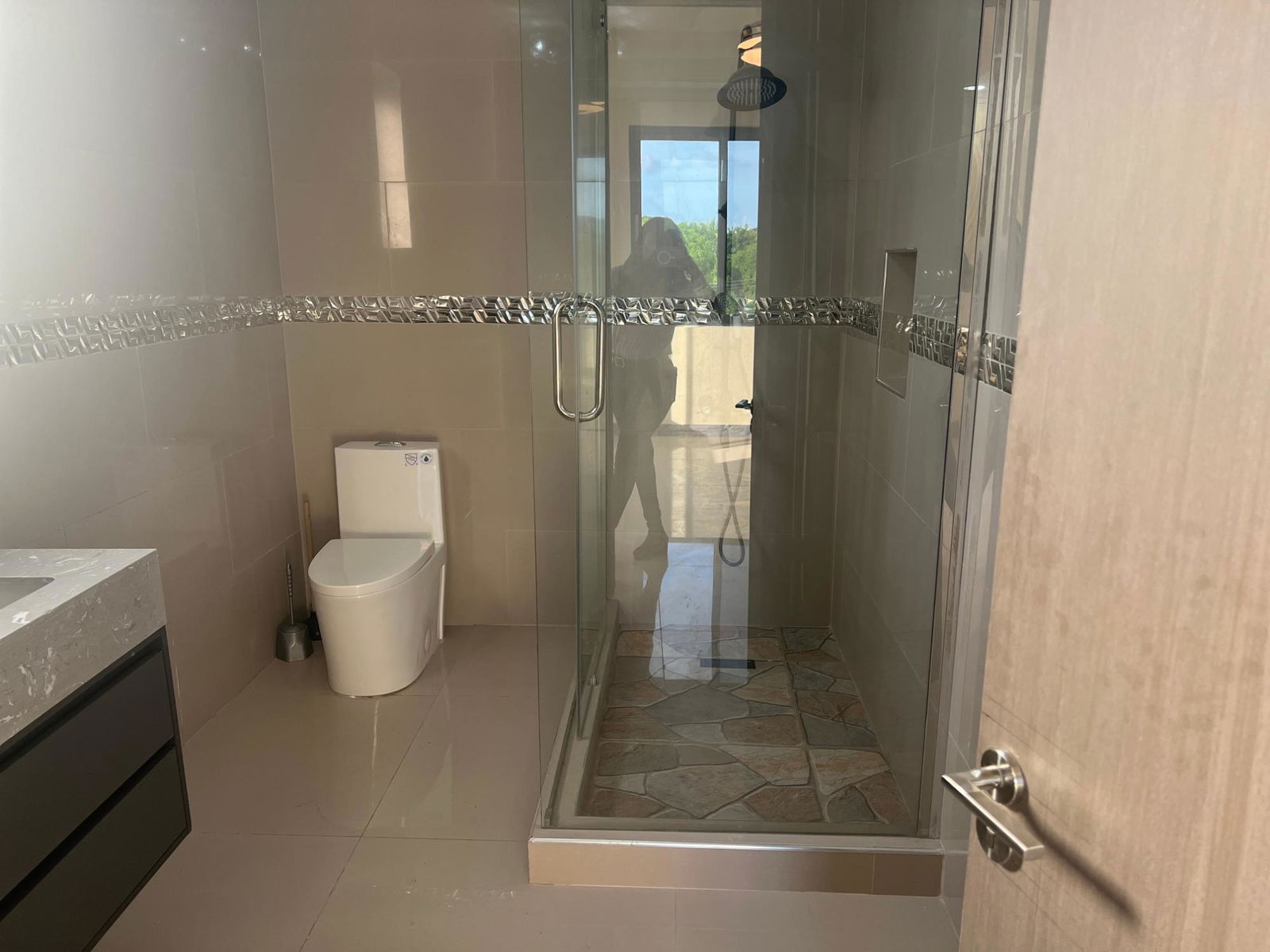 Tenth image of 15-6 Wellington Drive in Kingston 6, St. Andrew, Jamaica - property is For Sale