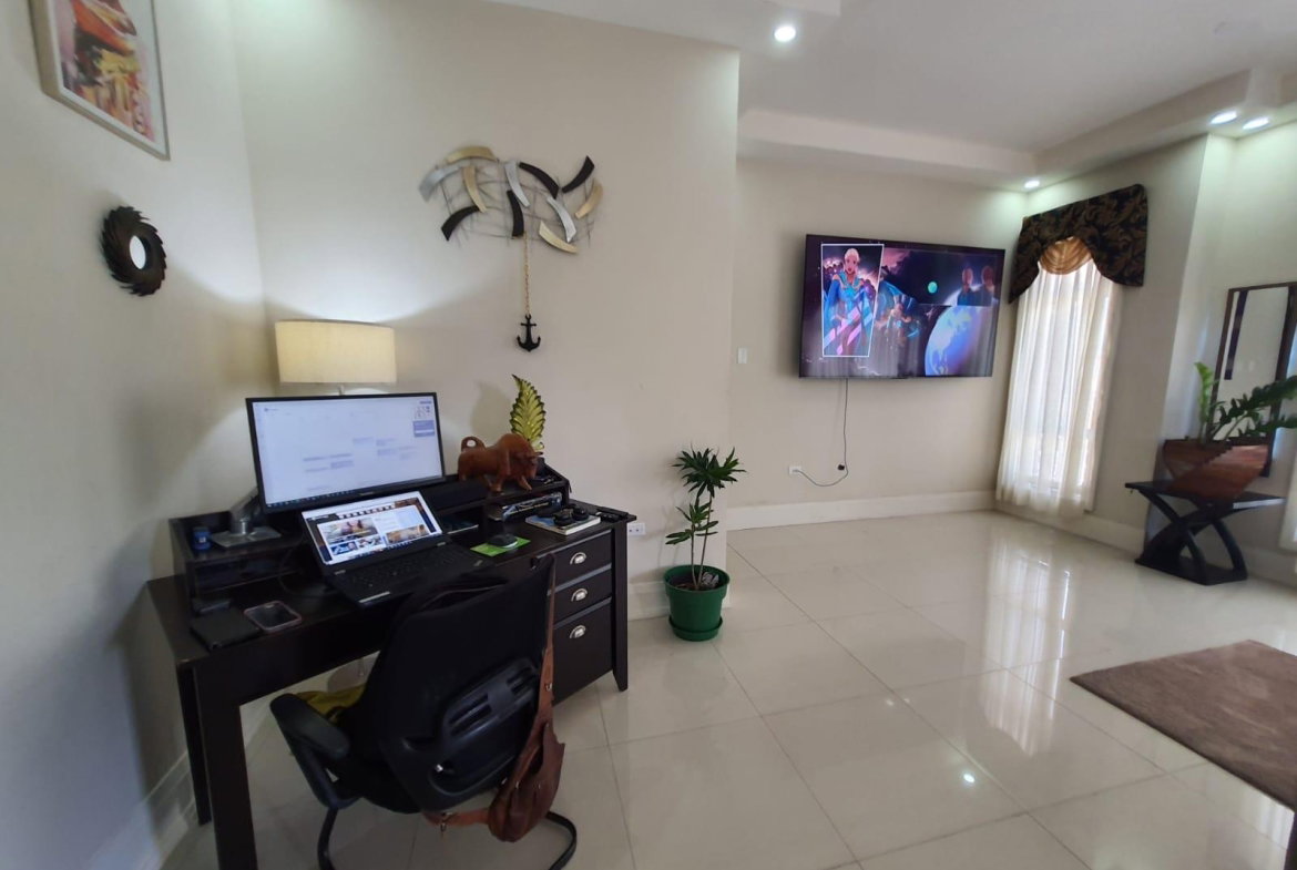 Thirtieth image of 4 Lipscombe Drive/ave in Kingston 9, St. Andrew, Jamaica - property is For Rent