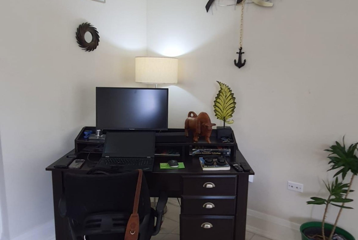 Fourth image of 4 Lipscombe Drive/ave in Kingston 9, St. Andrew, Jamaica - property is For Rent