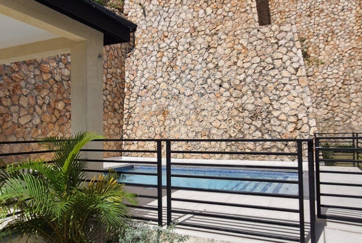 Fifth image of 4 Lipscombe Drive/ave in Kingston 9, St. Andrew, Jamaica - property is For Rent