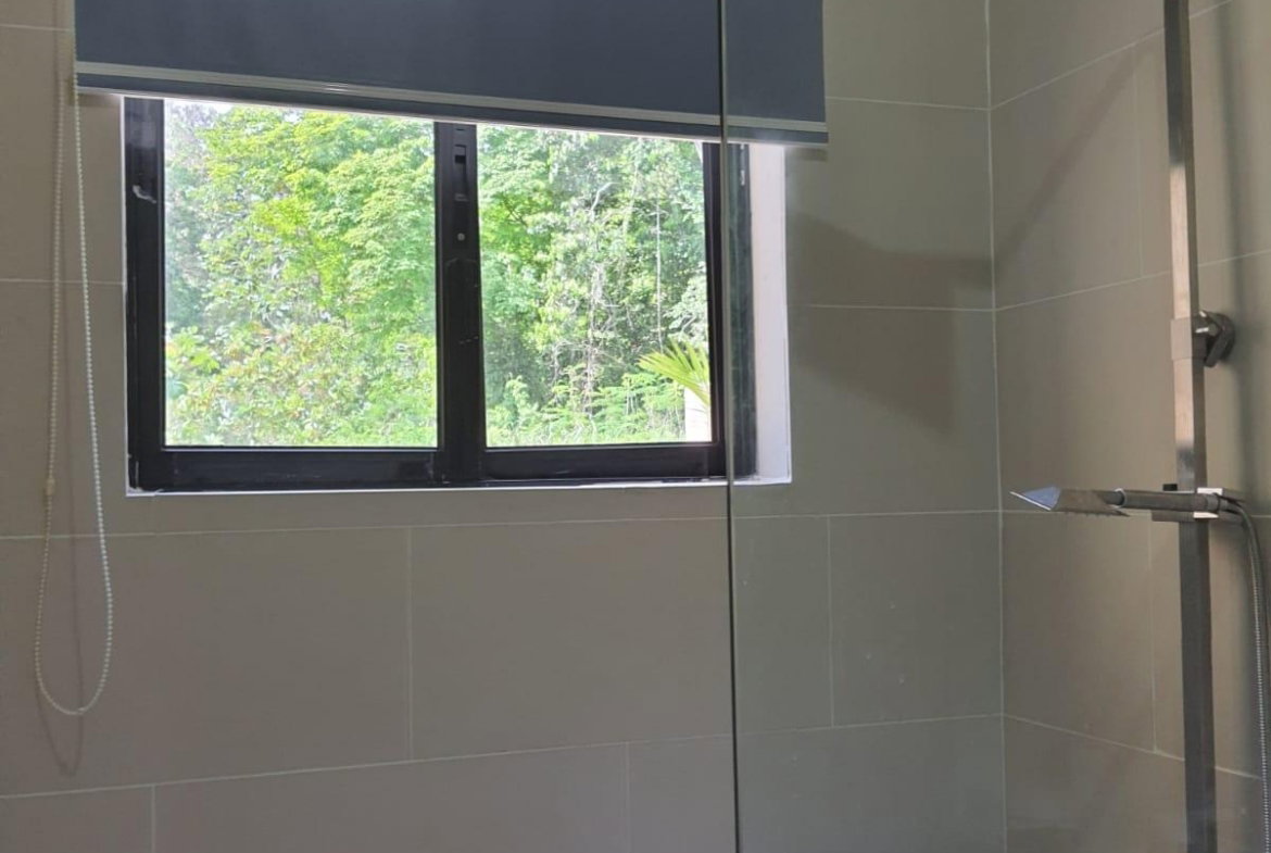 Seventh image of 4 Lipscombe Drive/ave in Kingston 9, St. Andrew, Jamaica - property is For Rent