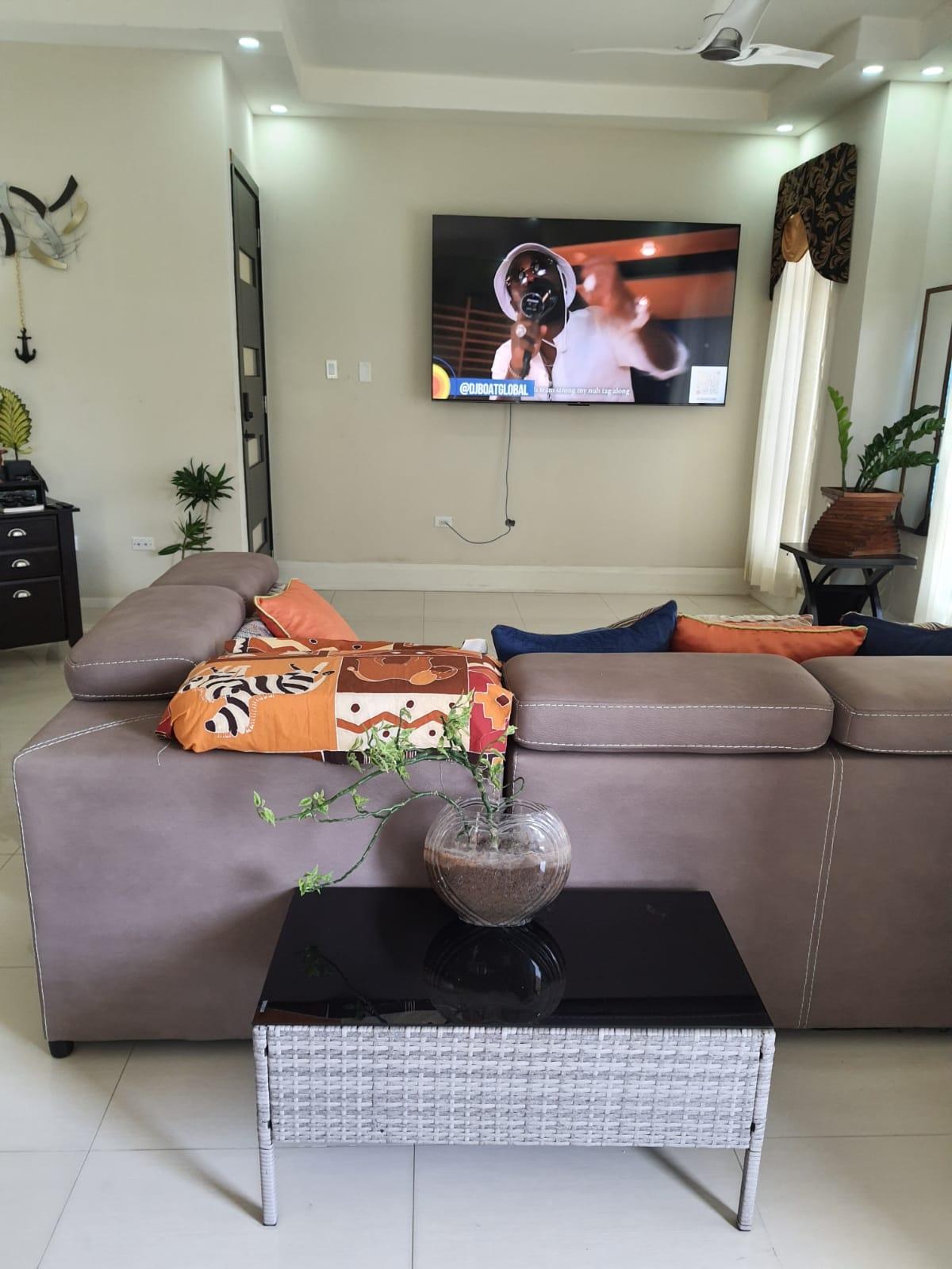 Tenth image of 4 Lipscombe Drive/ave in Kingston 9, St. Andrew, Jamaica - property is For Rent