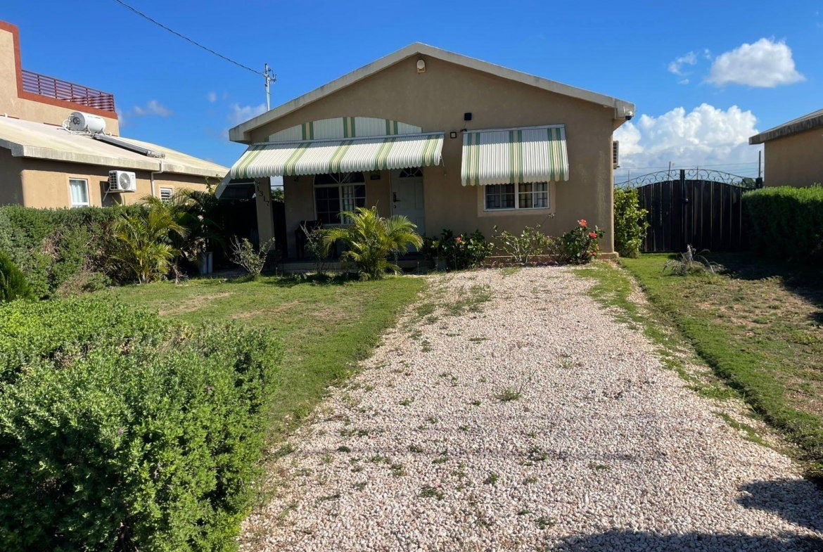 Fourth image of 1317 Pheonix Park Village ph in SALT ISLAND PEN, St. Catherine, Jamaica - property is For Rent