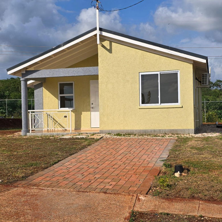 First image of 244 Warwick Castle Avenue in Spanish Town, St. Catherine, Jamaica - property is For Rent
