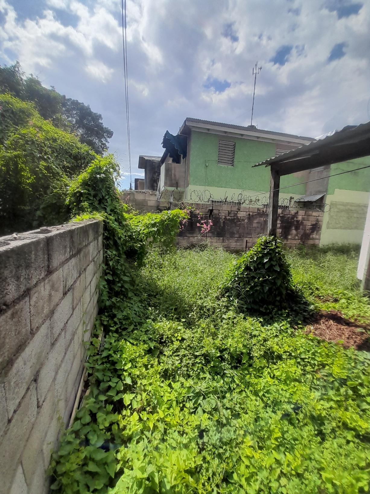 Charming-2-Bedroom-Townhouse-for-Sale-in-Duhaney-Park-St.-Andrew-Jamaica Third image of 106 Sherlock Crescent in Kingston 20, St. Andrew, Jamaica - property is For Sale