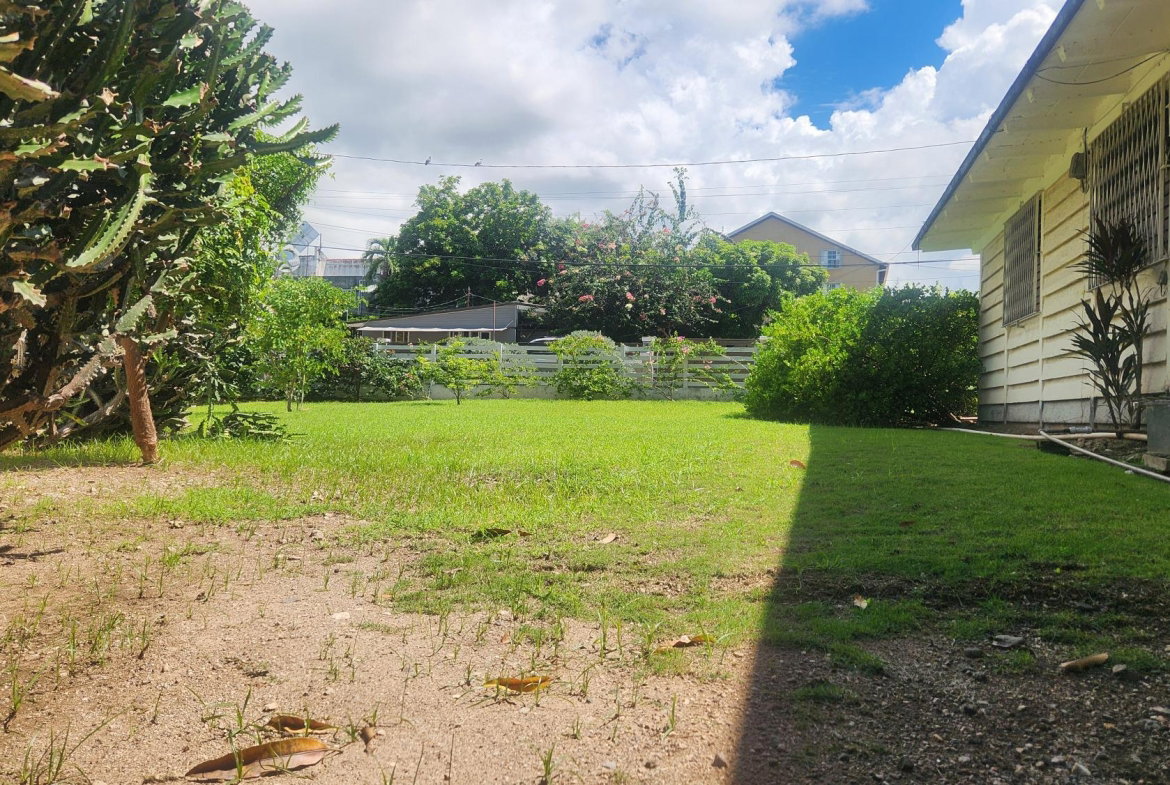 Eighth image of 7 Liguanea Place, Kingston in Kingston 6, St. Andrew, Jamaica - property is For Sale