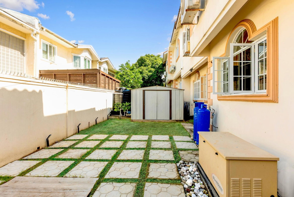 Third image of 3-9 Kingsway in Kingston 6, St. Andrew, Jamaica - property is For Sale