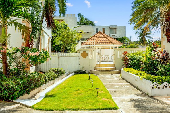 Fourth image of 3-9 Kingsway in Kingston 6, St. Andrew, Jamaica - property is For Sale