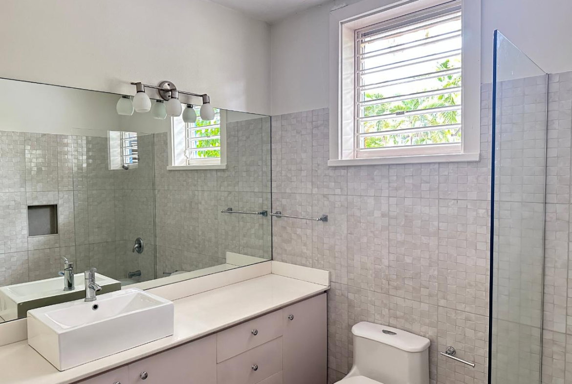 Twenty-Third image of Harbour View Road in Kingston 8, St. Andrew, Jamaica - property is For Rent