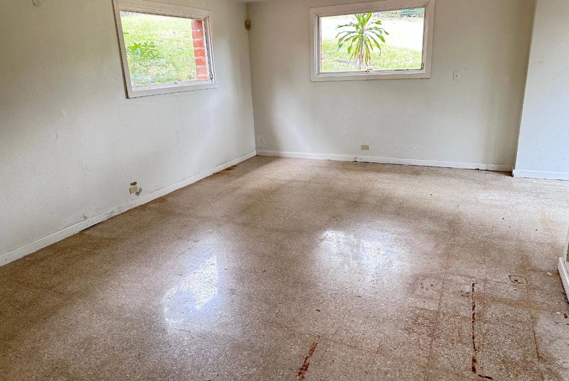 Twenty-Ninth image of Harbour View Road in Kingston 8, St. Andrew, Jamaica - property is For Rent