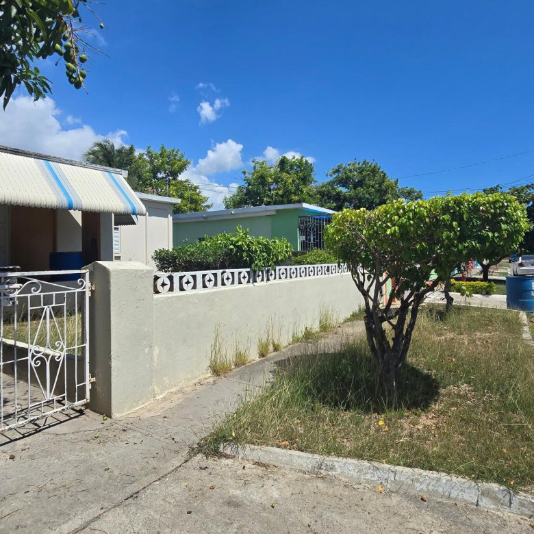First image of 14-179 Oakland Avenue, Passagefo in Bridgeport, St. Catherine, Jamaica - property is For Sale