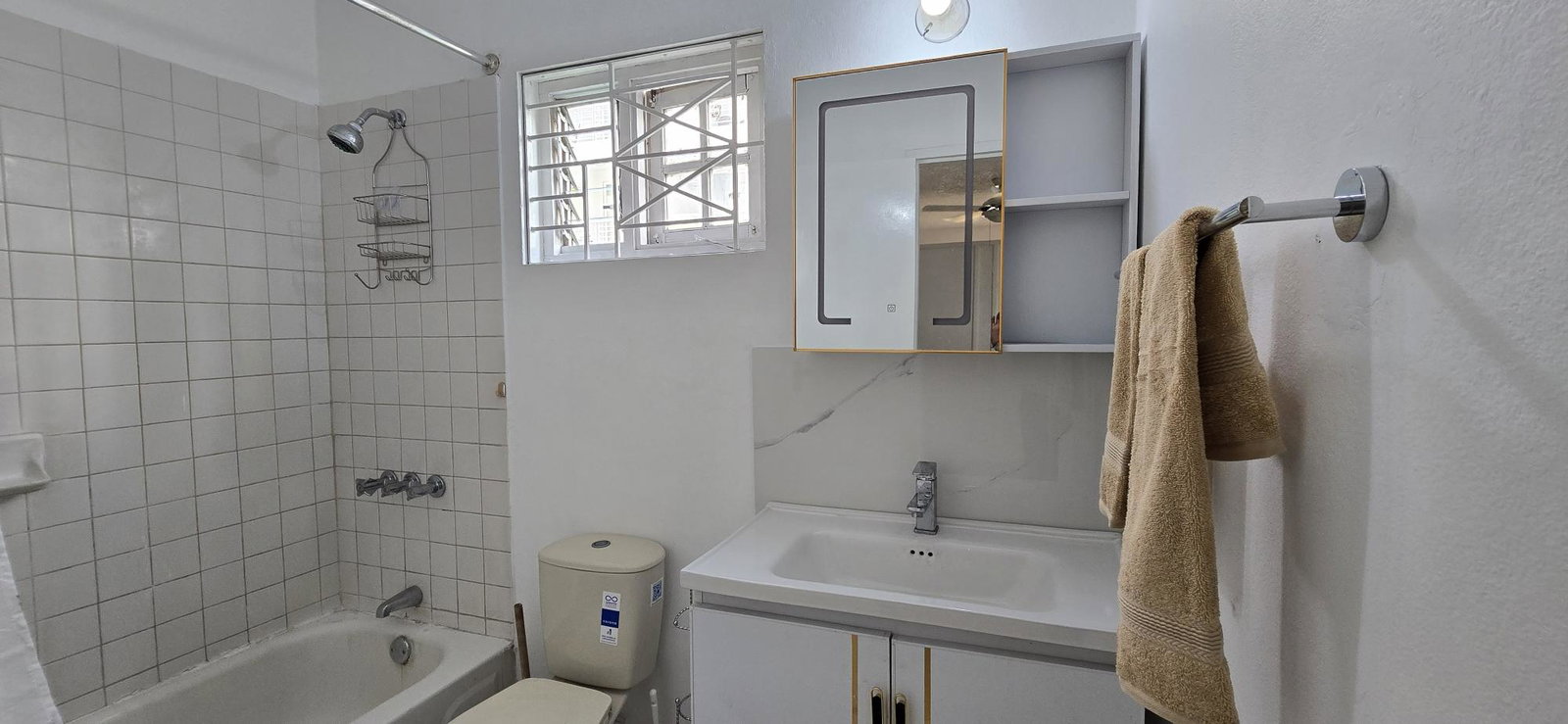 Thirteenth image of 17-5 Kensington Crescent in Kingston 5, St. Andrew, Jamaica - property is For Rent