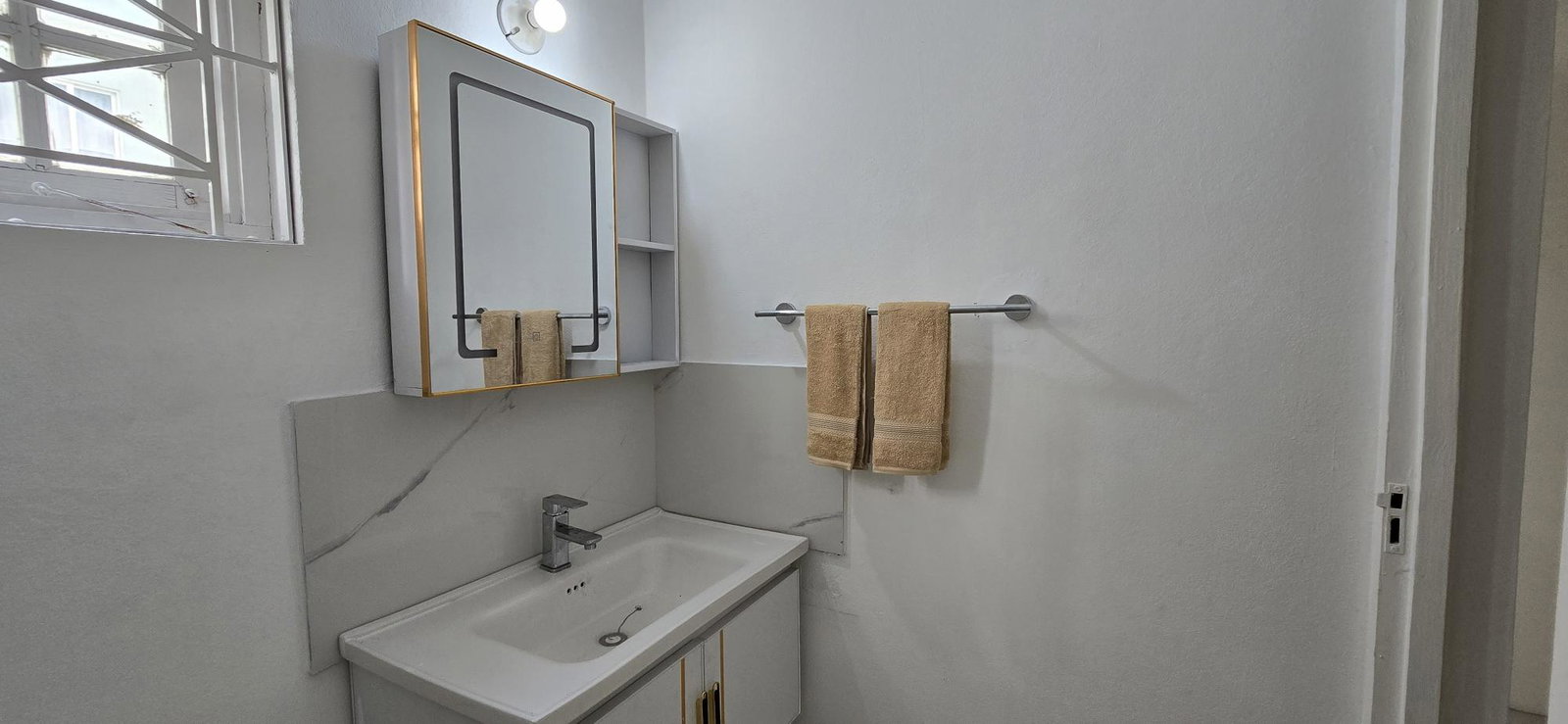 Fourteenth image of 17-5 Kensington Crescent in Kingston 5, St. Andrew, Jamaica - property is For Rent