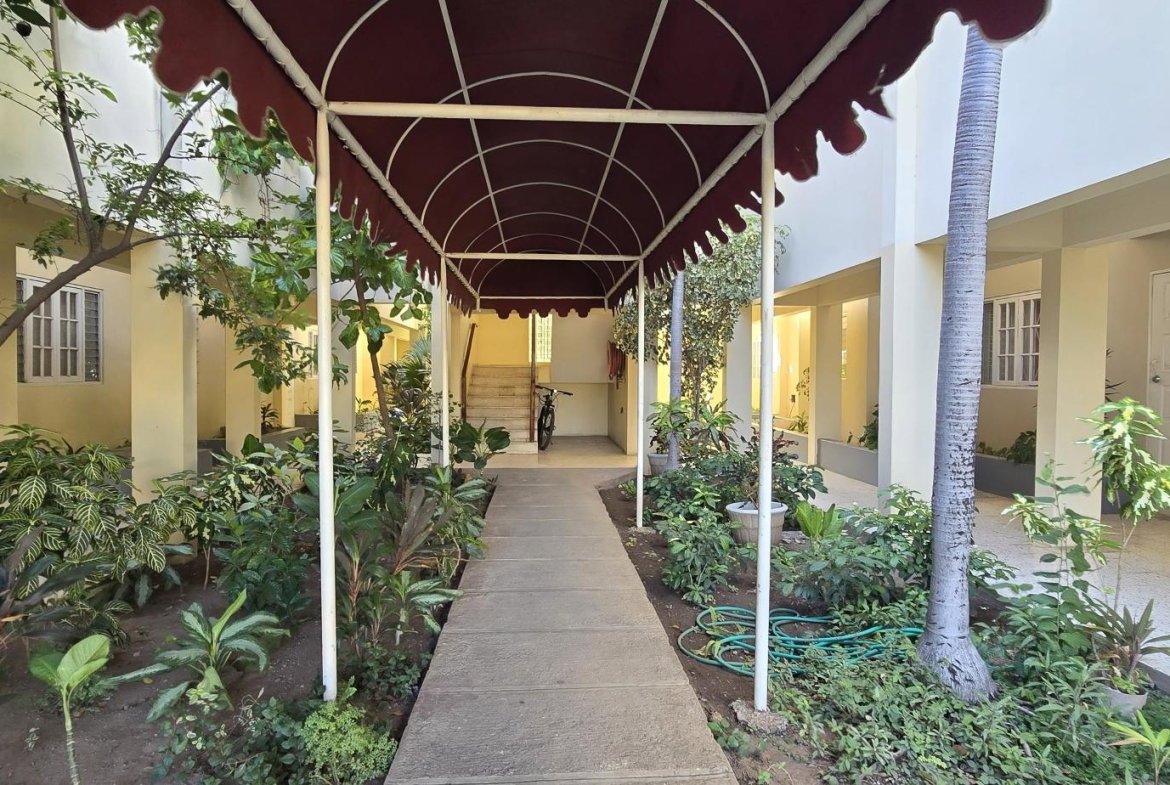 Fourth image of 17-5 Kensington Crescent in Kingston 5, St. Andrew, Jamaica - property is For Rent