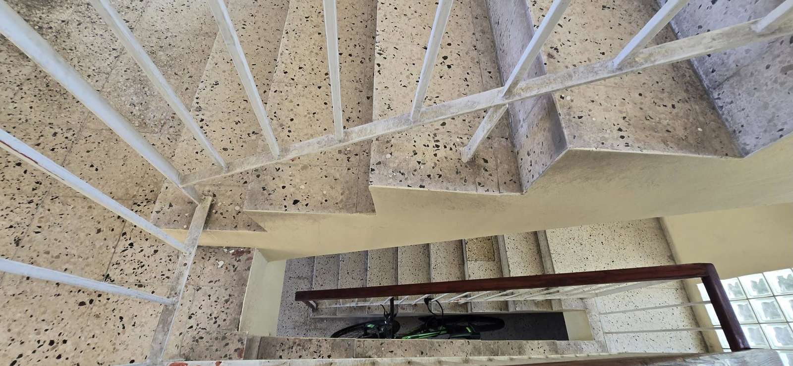 Fifth image of 17-5 Kensington Crescent in Kingston 5, St. Andrew, Jamaica - property is For Rent