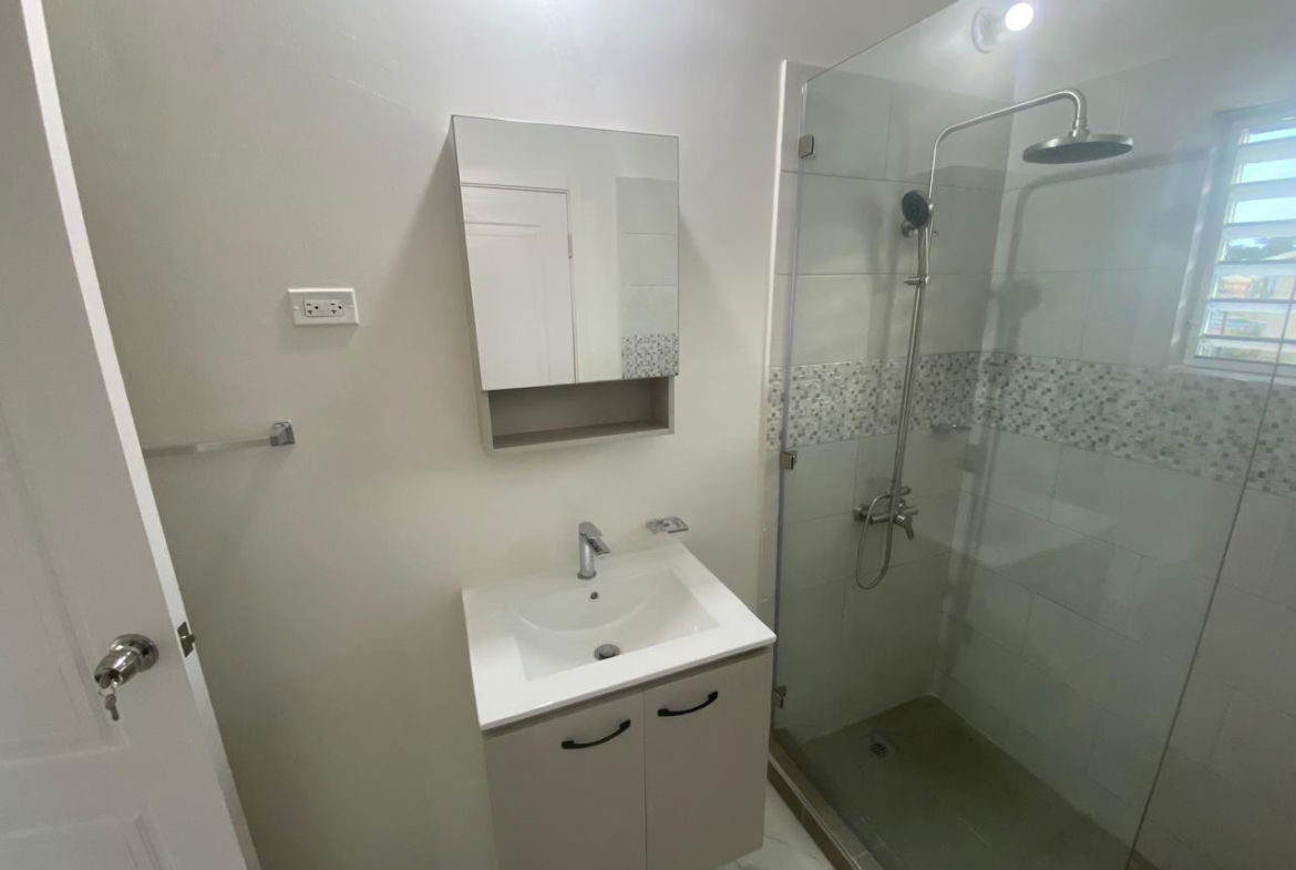 Fourth image of 598 Block o Phase 2 , Phoenix in Greater Portmore, St. Catherine, Jamaica - property is For Rent