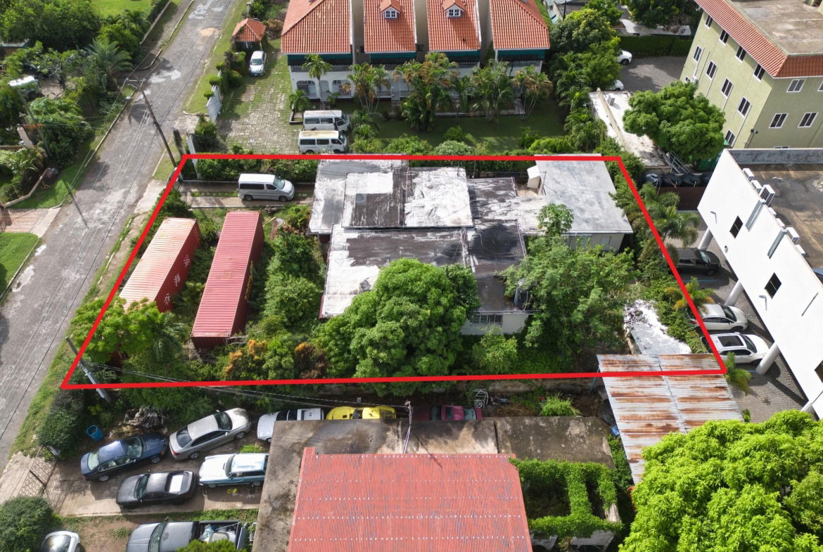 Fourth image of 33 Linstone Crescent in Kingston 10, St. Andrew, Jamaica - property is For Sale