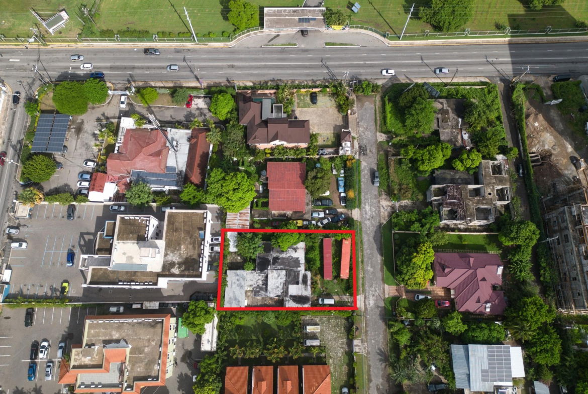 Sixth image of 33 Linstone Crescent in Kingston 10, St. Andrew, Jamaica - property is For Sale