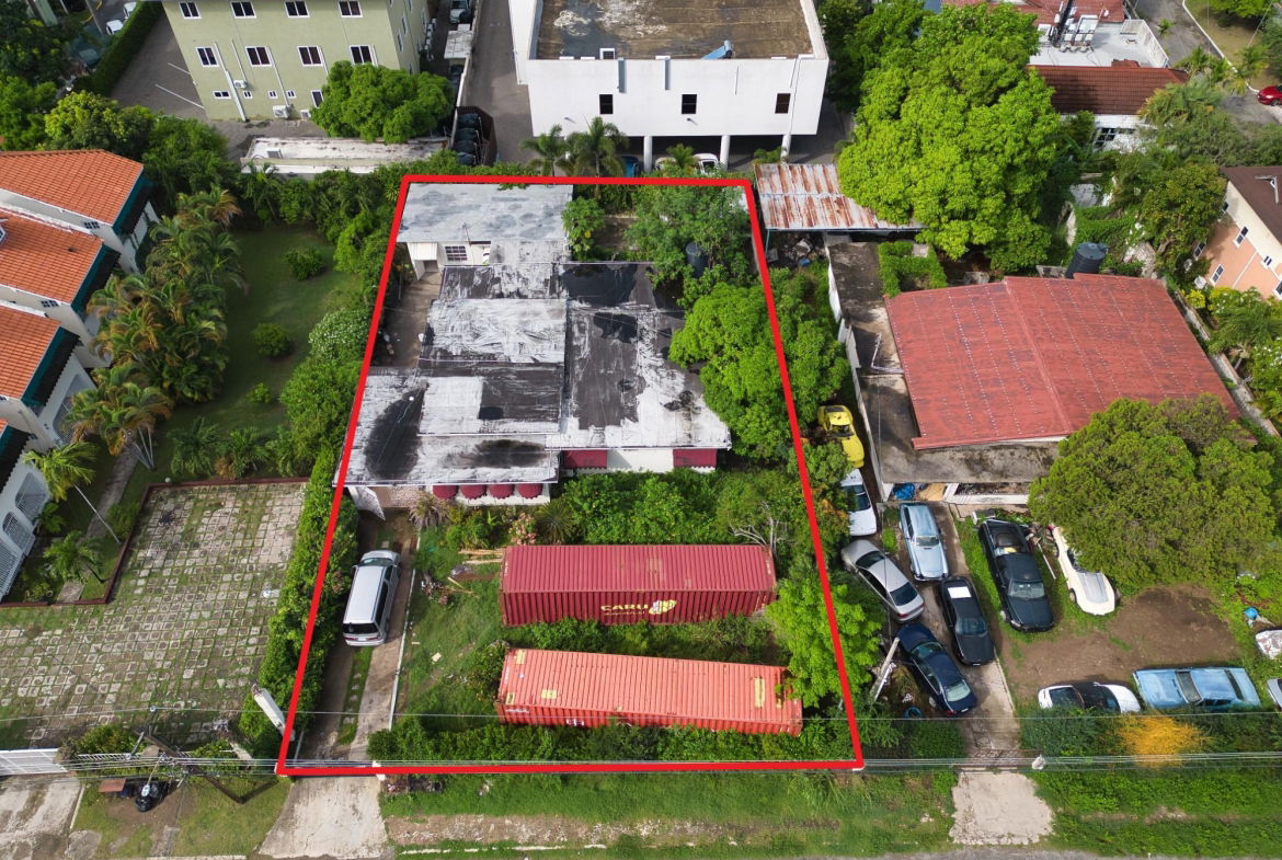 Seventh image of 33 Linstone Crescent in Kingston 10, St. Andrew, Jamaica - property is For Sale