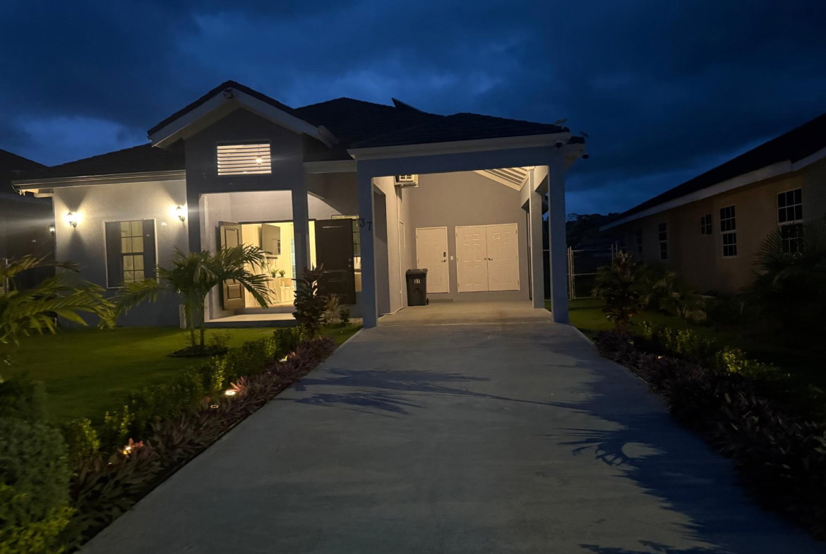 Eighteenth image of Mango Valley in Boscobel, St. Mary, Jamaica - property is For Rent