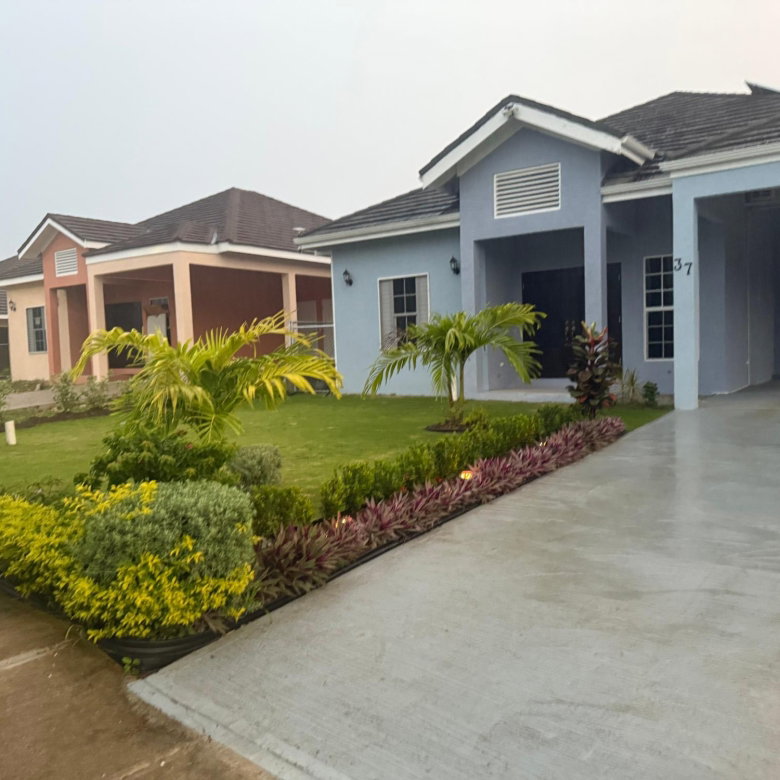 First image of Mango Valley in Boscobel, St. Mary, Jamaica - property is For Rent