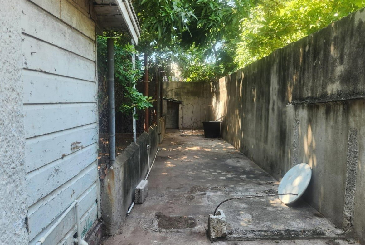 Ninth image of Tankerville Avenue, Kings in Kingston 6, St. Andrew, Jamaica - property is For Sale