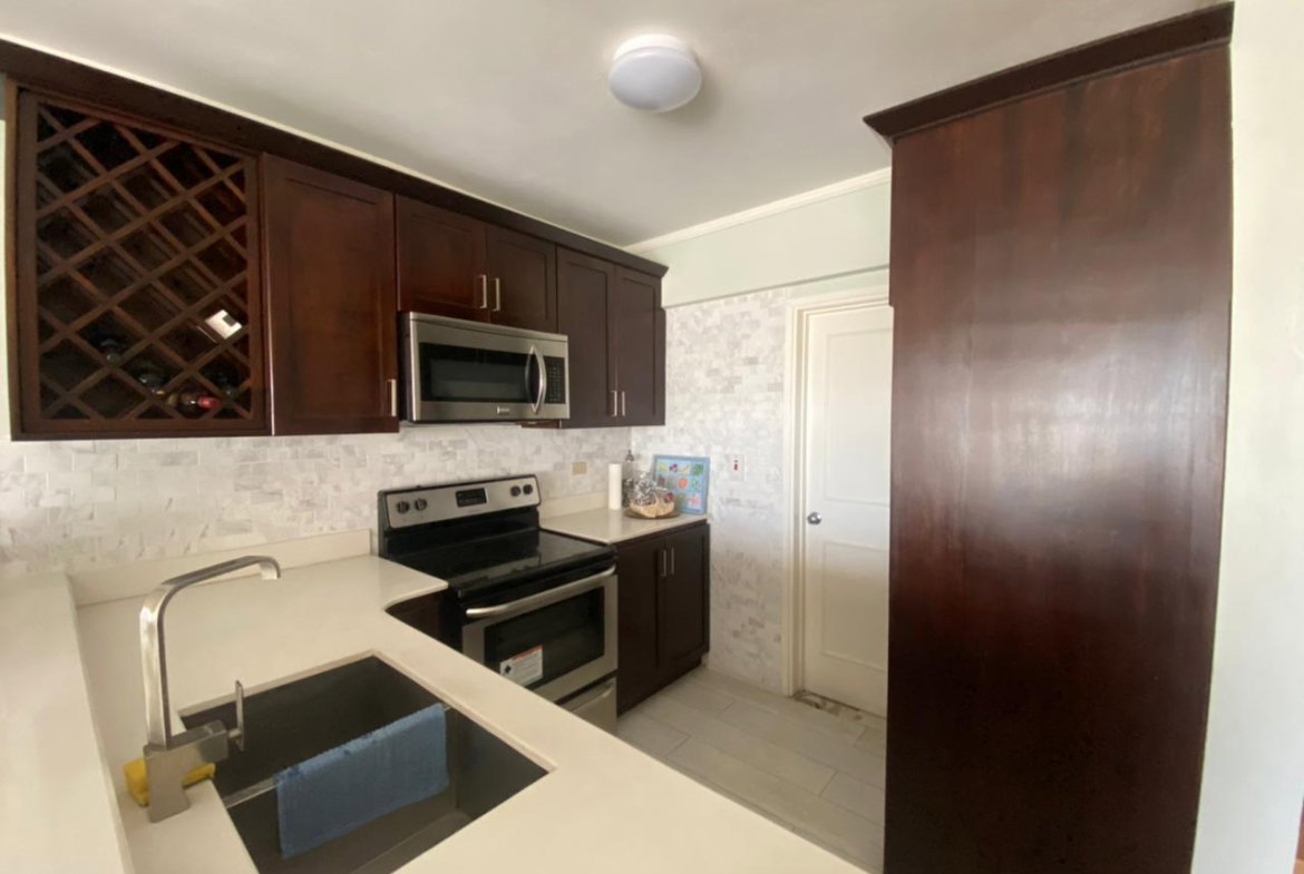 Fourth image of 2h-1 Manor Park Drive in Kingston 8, St. Andrew, Jamaica - property is For Rent
