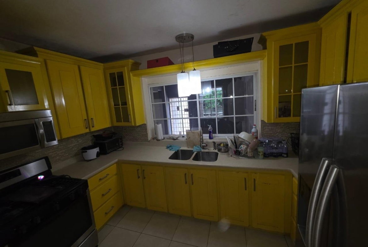 Sixteenth image of 14 Idaho Drive in Kingston 19, St. Andrew, Jamaica - property is For Sale