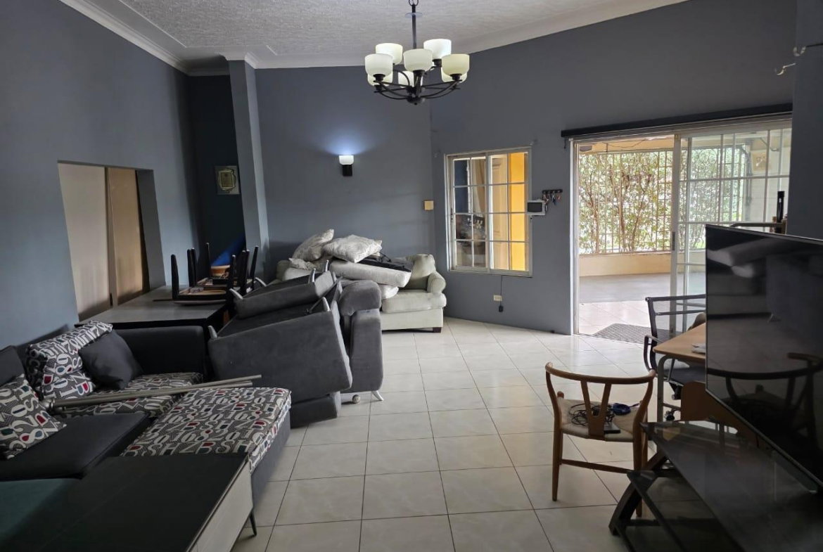 Tenth image of 14 Idaho Drive in Kingston 19, St. Andrew, Jamaica - property is For Sale