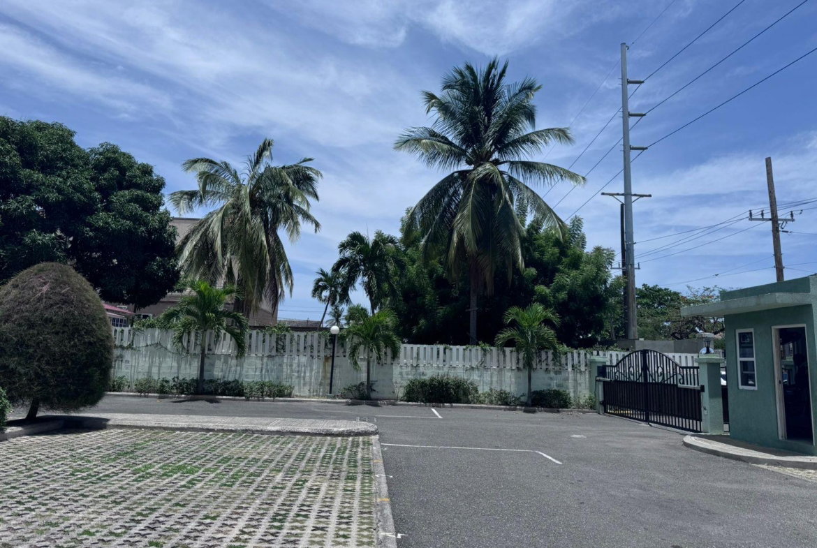 Thirteenth image of 24-8 Kingsway Avenue in Kingston 10, St. Andrew, Jamaica - property is For Rent