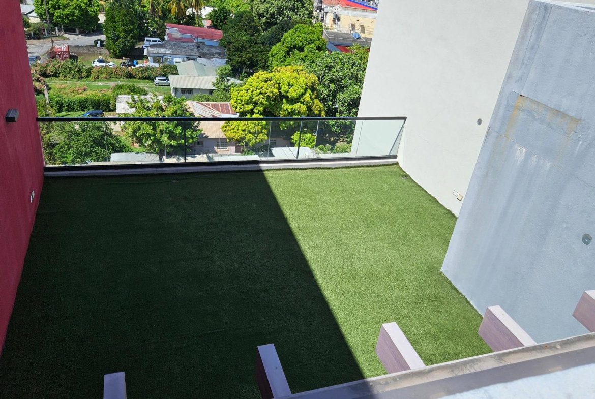 Eleventh image of 402-11a Kingston in Kingston 10, St. Andrew, Jamaica - property is For Rent