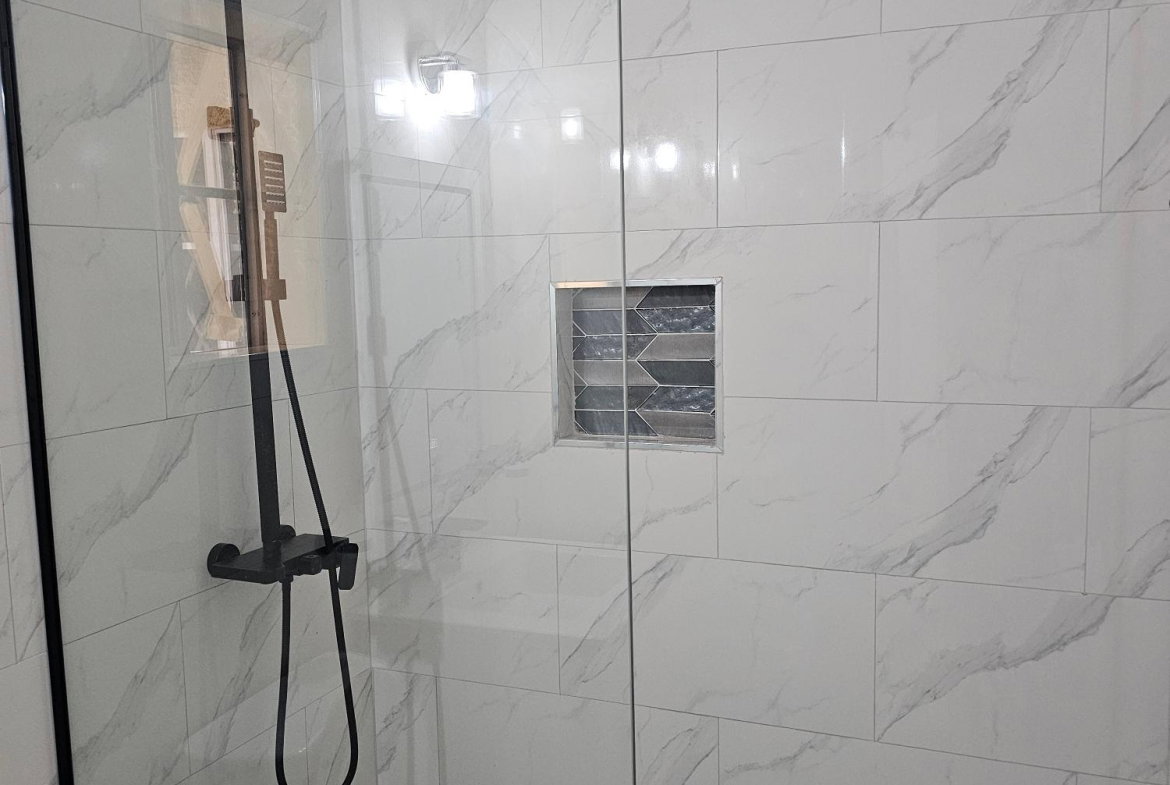 Sixth image of 424-6 Marley Road in Kingston 6, St. Andrew, Jamaica - property is For Rent