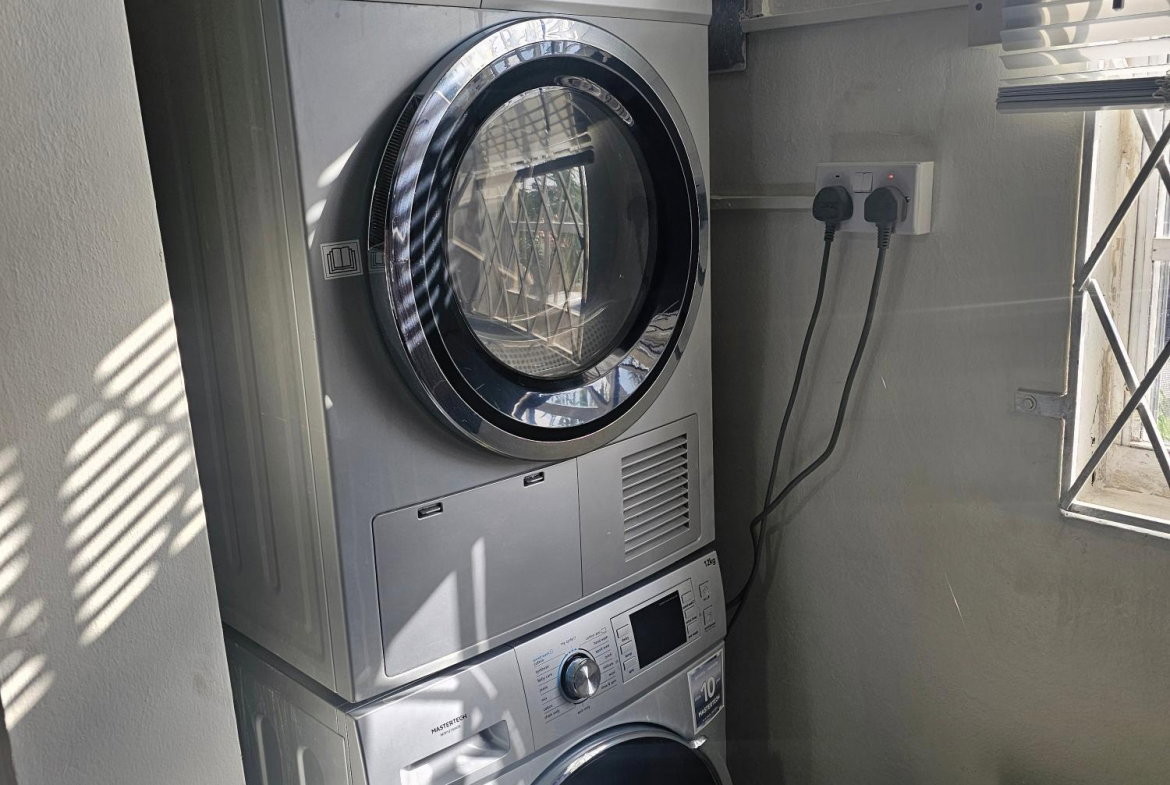 Seventh image of 424-6 Marley Road in Kingston 6, St. Andrew, Jamaica - property is For Rent