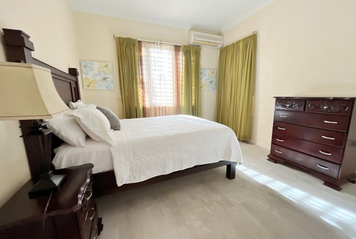 Eleventh image of 3a-21 Paddington Terrace in Kingston 6, St. Andrew, Jamaica - property is For Rent