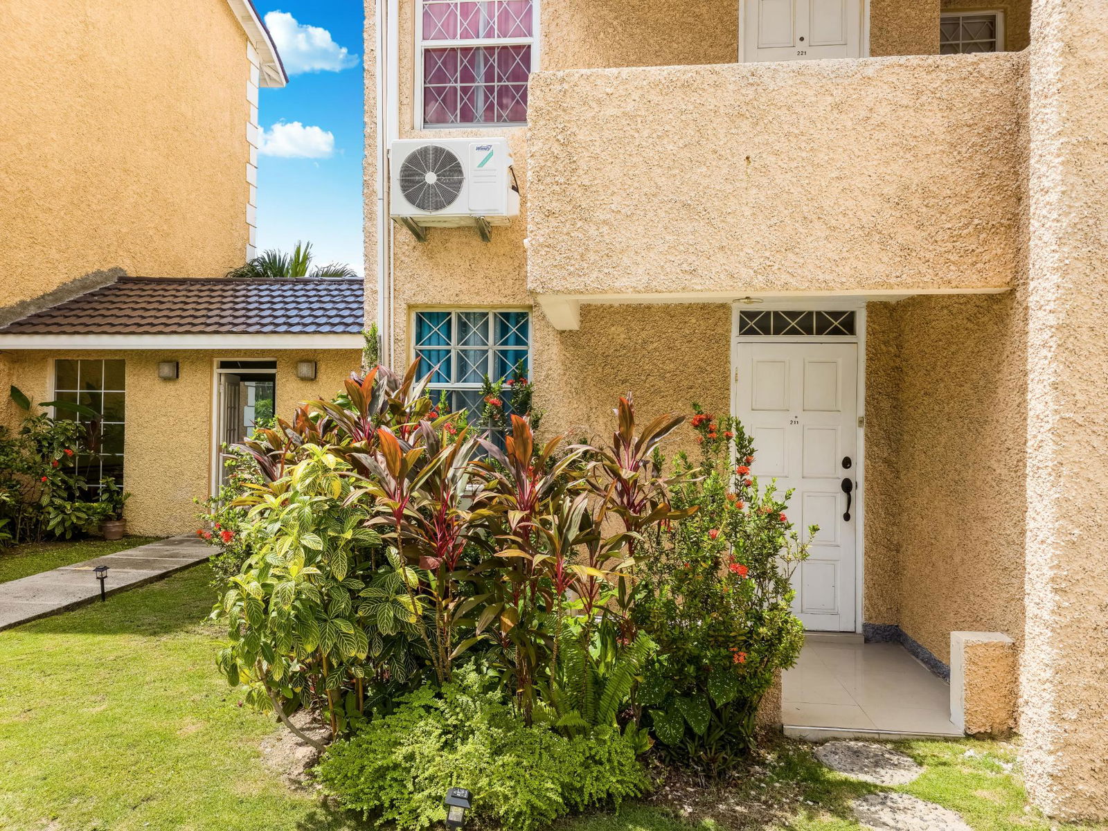 Eighth image of 19-14 Surbiton Road in Kingston 10, St. Andrew, Jamaica - property is For Rent