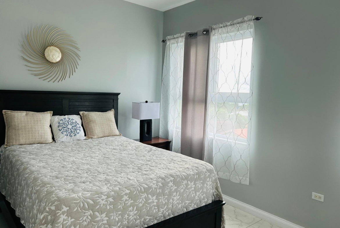 Eleventh image of A306-11 Arthur Wint Drive in Kingston 5, St. Andrew, Jamaica - property is For Rent