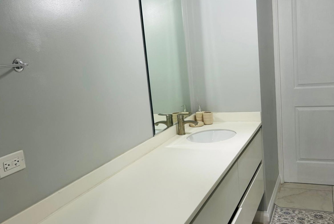 Twelfth image of A306-11 Arthur Wint Drive in Kingston 5, St. Andrew, Jamaica - property is For Rent