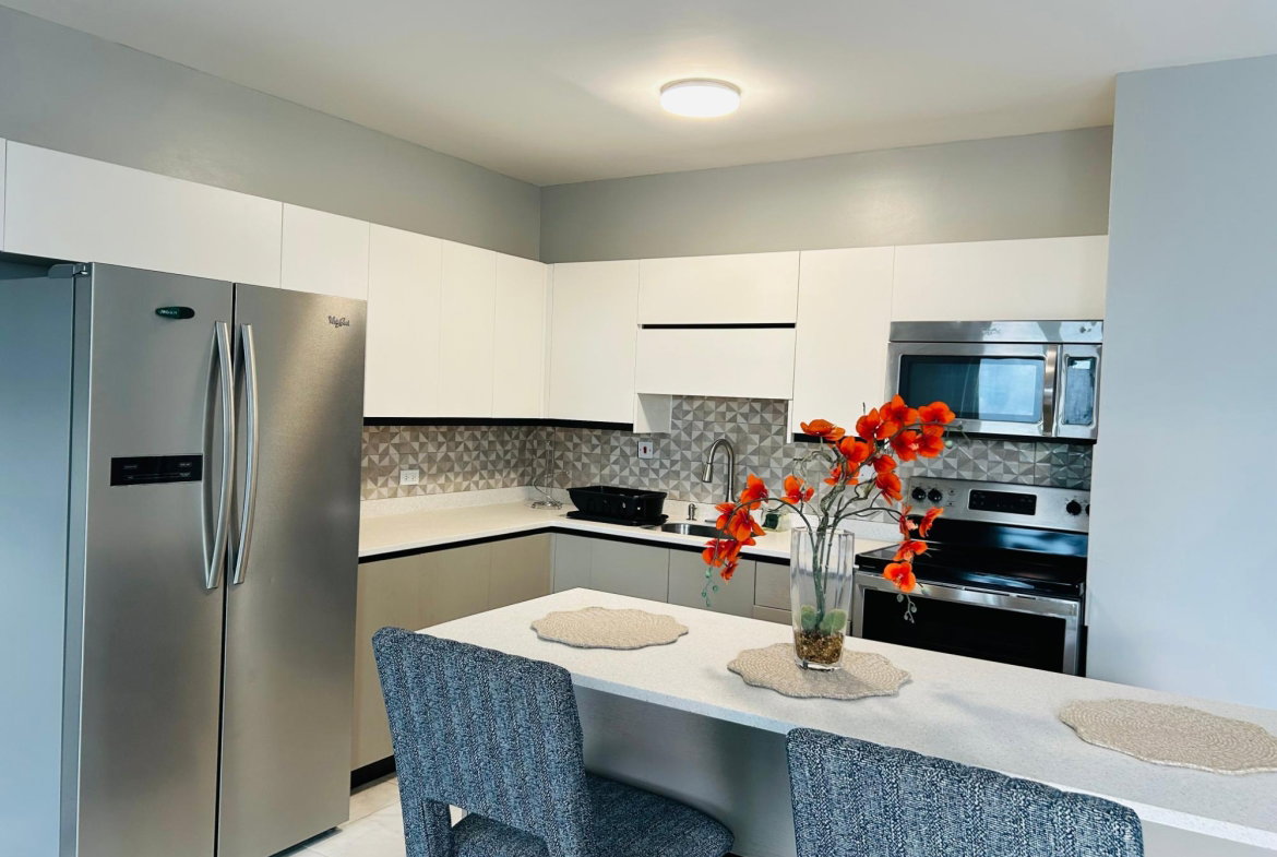 Seventh image of A306-11 Arthur Wint Drive in Kingston 5, St. Andrew, Jamaica - property is For Rent