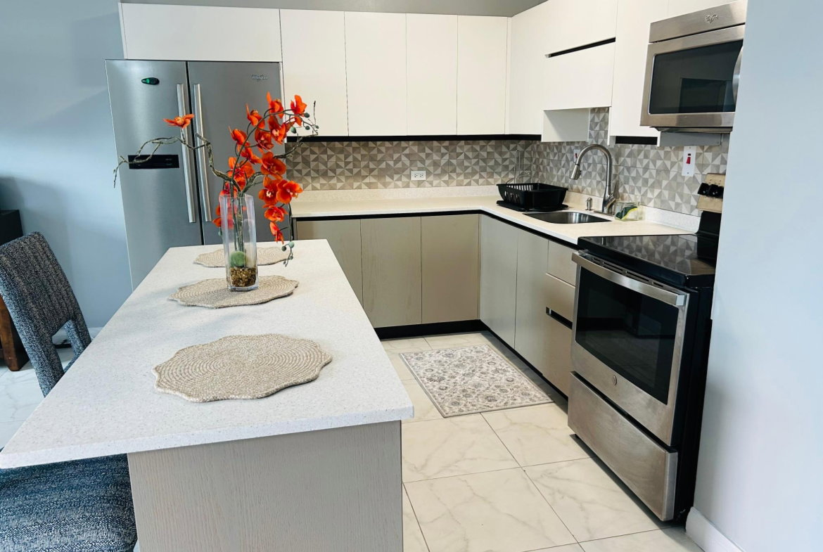 Eighth image of A306-11 Arthur Wint Drive in Kingston 5, St. Andrew, Jamaica - property is For Rent