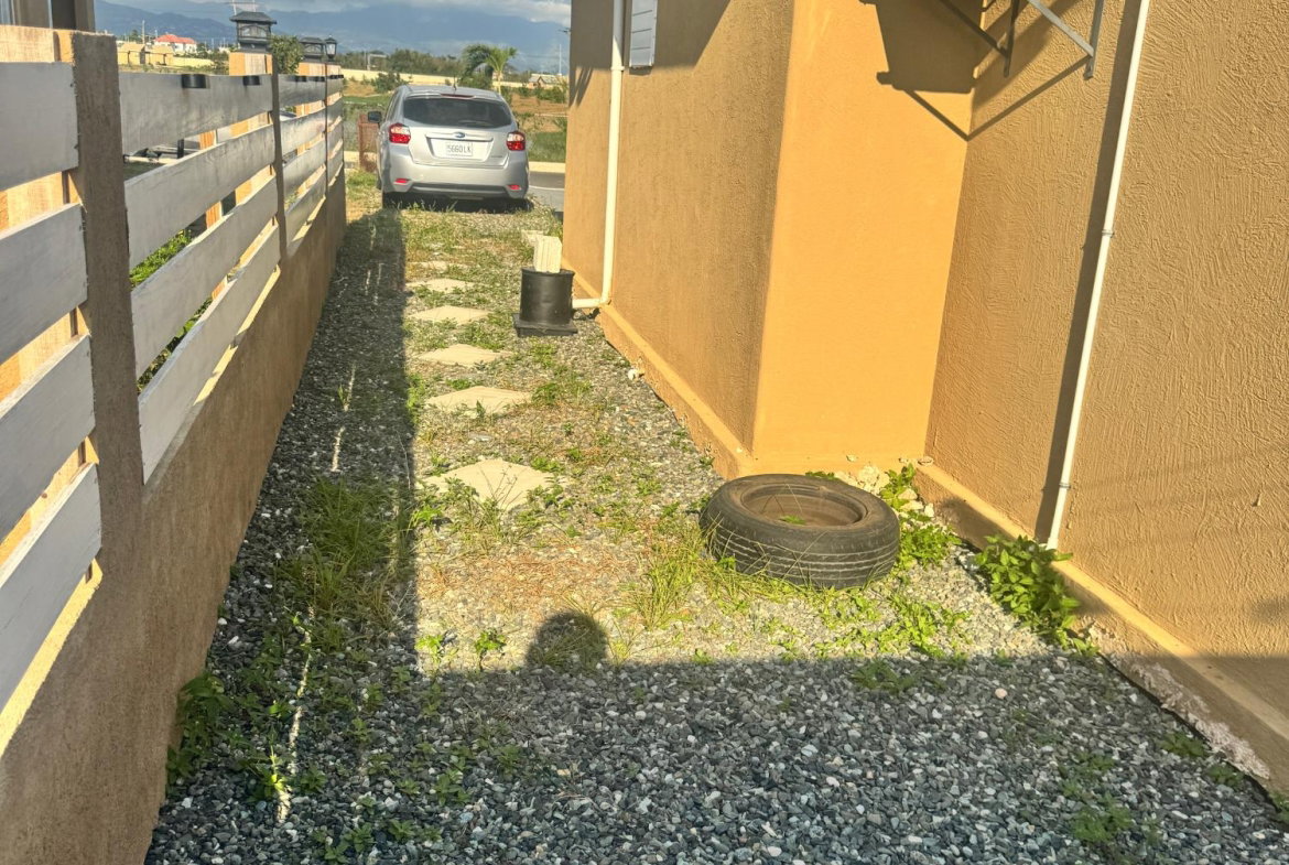 Eighth image of 753- Phoenix Park Village 2 in Phoenix Park, St. Catherine, Jamaica - property is For Rent