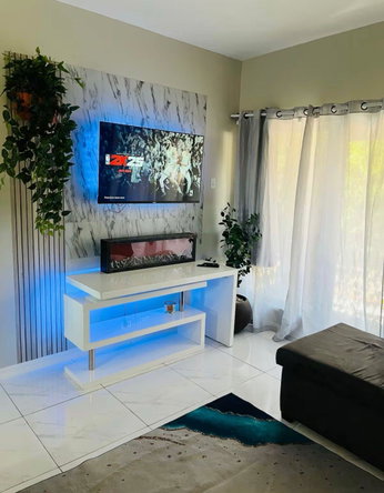 Fifth image of 12-3 Belvedere Road in Red Hills, St. Andrew, Jamaica - property is For Rent