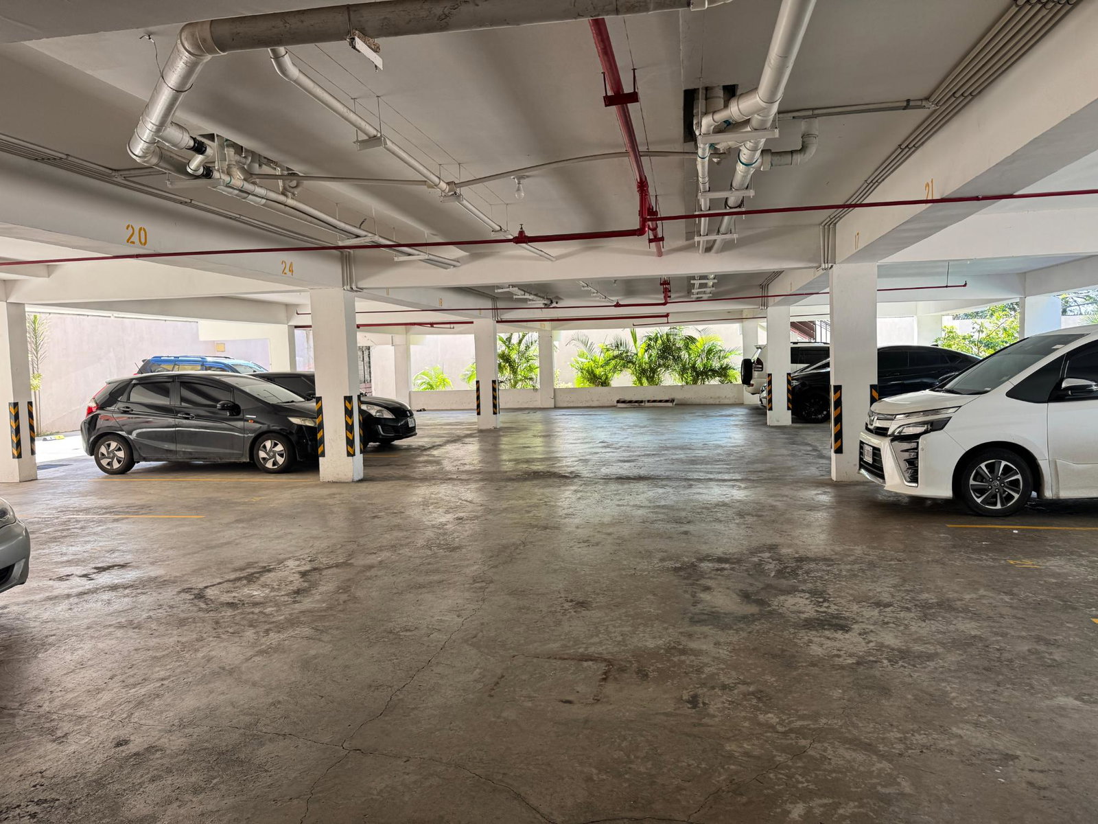 Nineteenth image of 14-18 Charlemont Avenue in Kingston 6, St. Andrew, Jamaica - property is For Rent