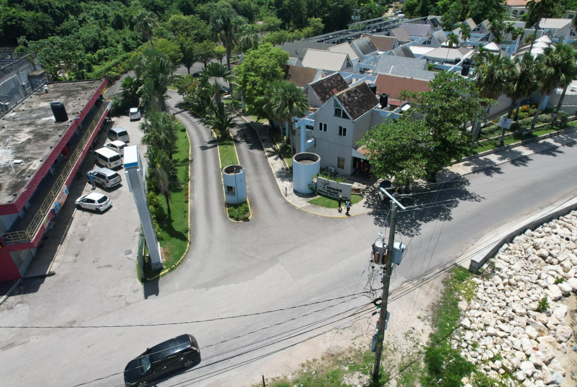 Second image of 26- West End in Negril, Westmoreland, Jamaica - property is For Rent