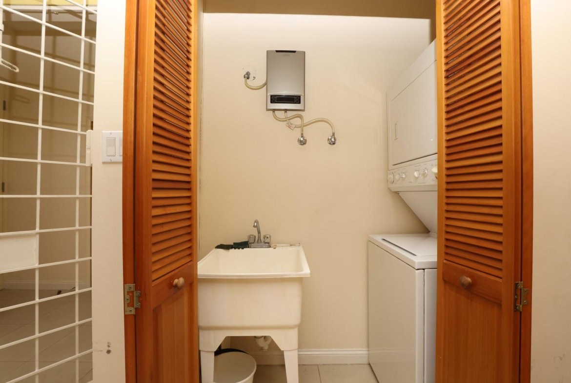 Fourth image of 33-11 Musgrave Ave in Kingston 5, St. Andrew, Jamaica - property is For Rent