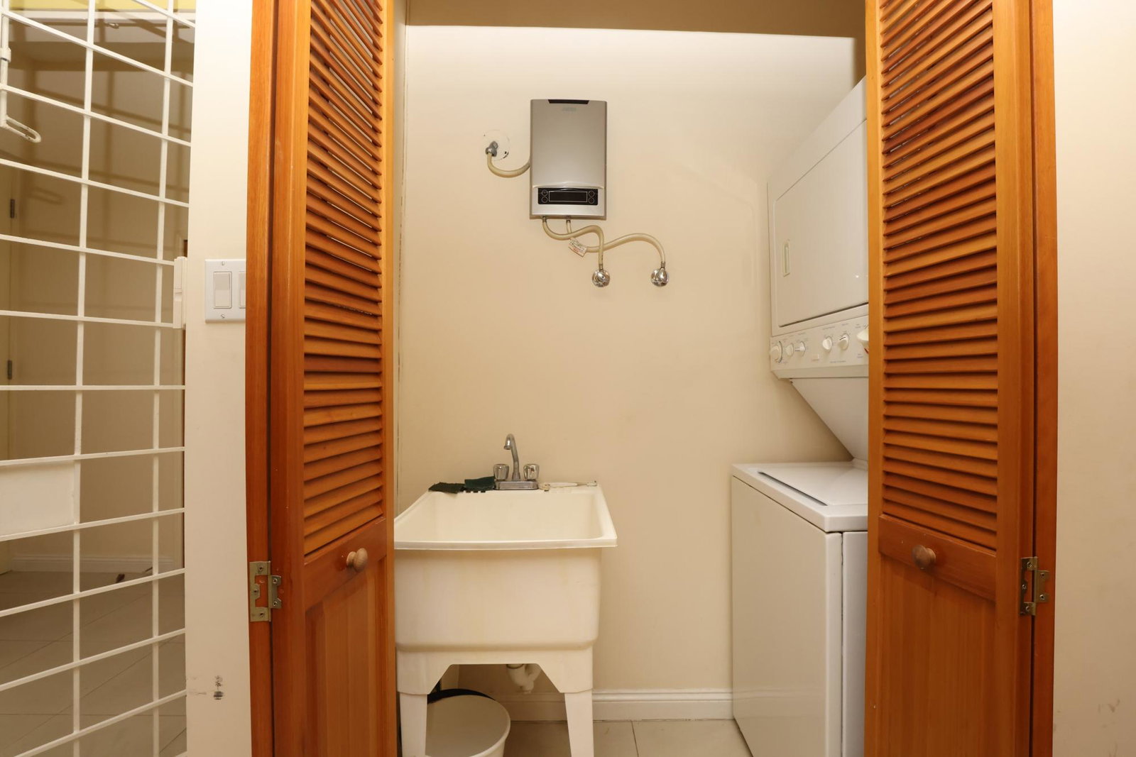 Fourth image of 33-11 Musgrave Ave in Kingston 5, St. Andrew, Jamaica - property is For Rent