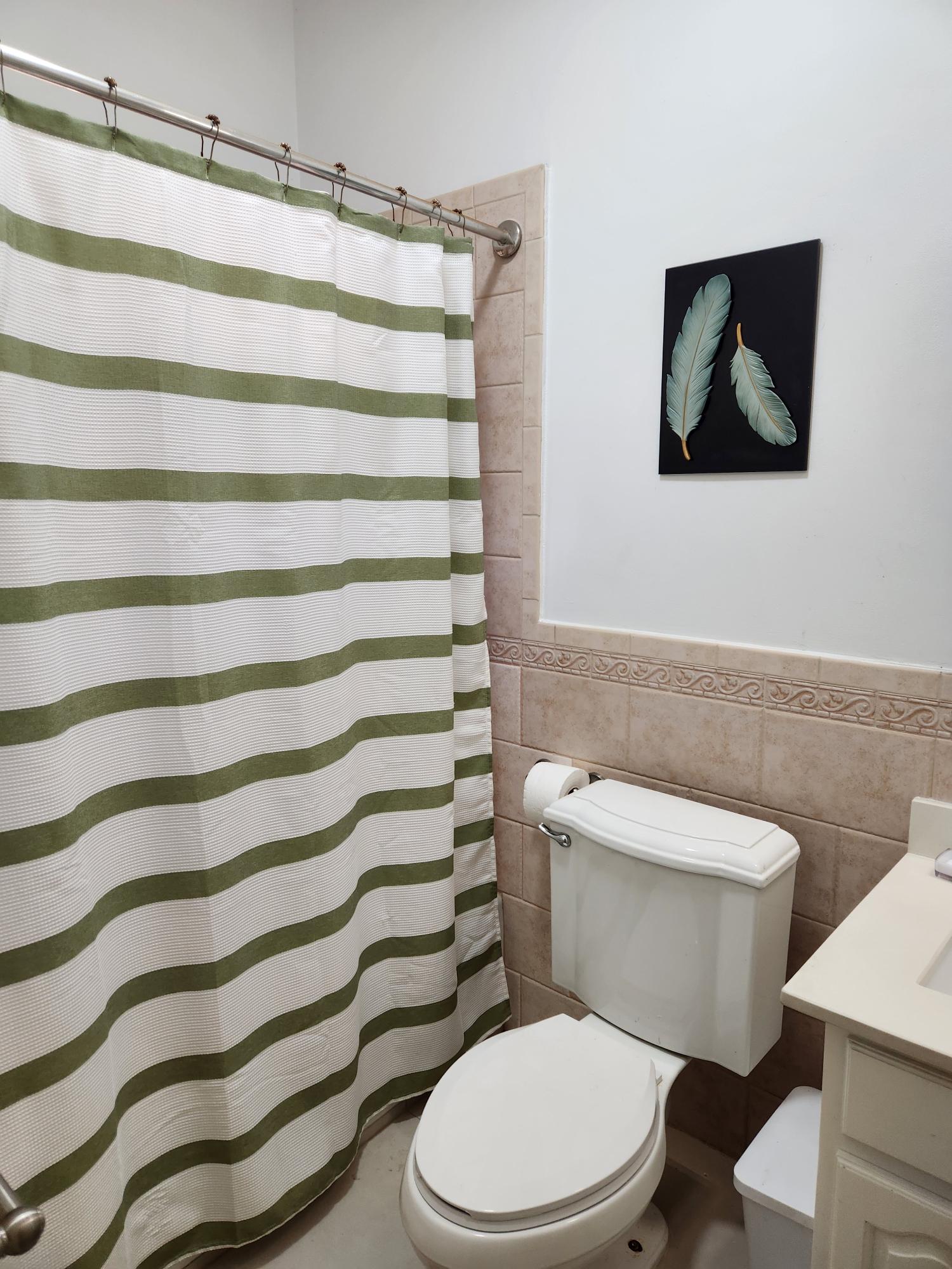 Seventh image of 14-1 Marley Road. Kingston 6 in Kingston 6, St. Andrew, Jamaica - property is For Rent