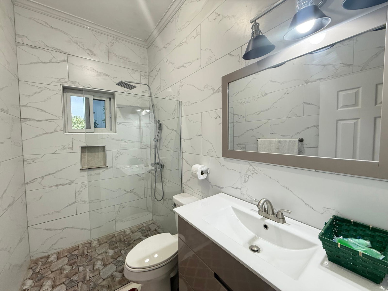Thirteenth image of 10-6 Kempton Ave in Kingston 10, St. Andrew, Jamaica - property is For Rent