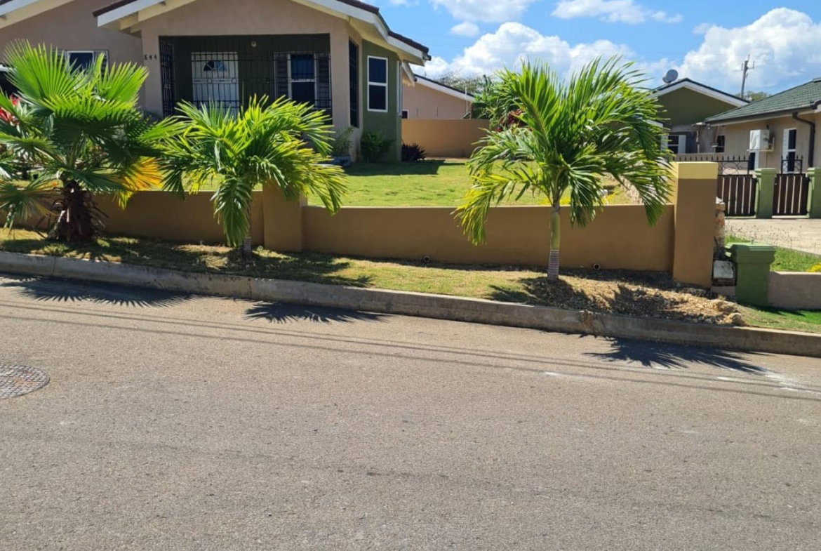 Fourth image of 844- Phase 3, Stonebrook Manor in STONEBROOK VISTA, Trelawny, Jamaica - property is For Rent